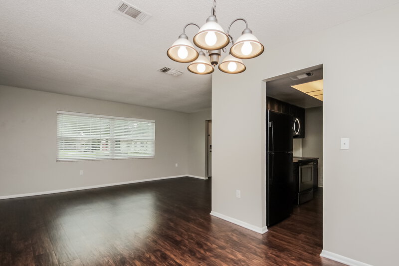 3,510/Mo, 1605 Colony Ave Kissimmee, FL 34744 Dining Room View