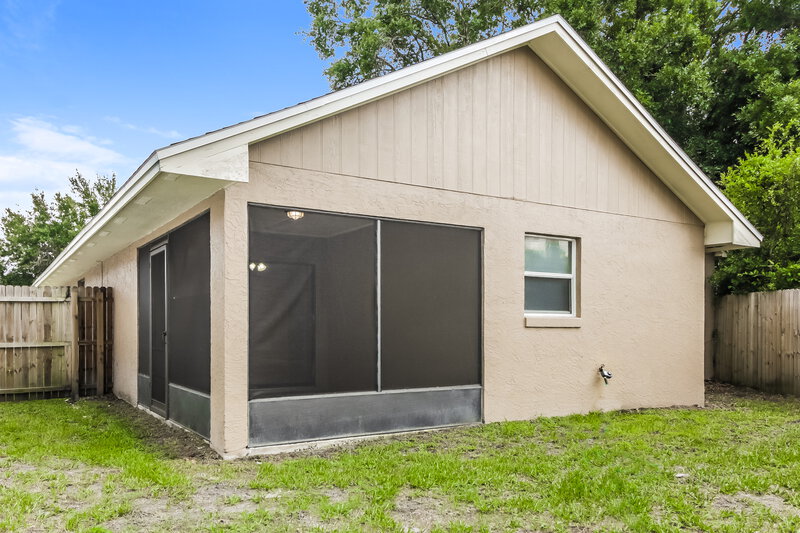 2,405/Mo, 4262 Sandhurst Dr Orlando, FL 32817 Rear View