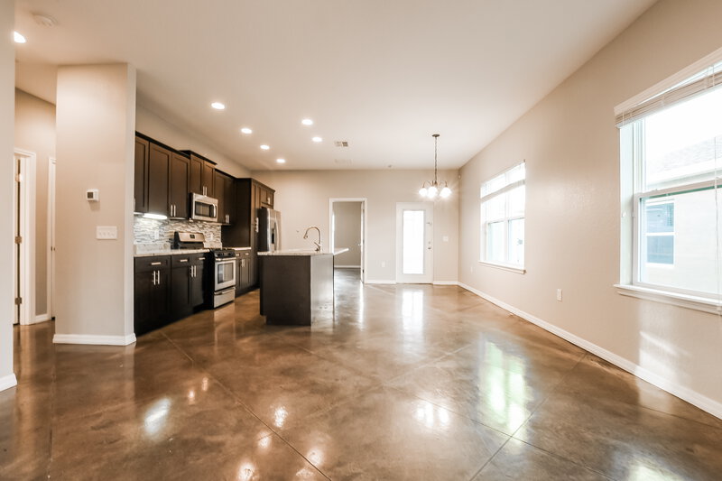 1,970/Mo, 3185 Whispering Trails Ave Winter Haven, FL 33884 Living Room View 2