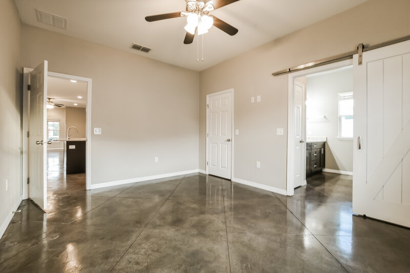 1,970/Mo, 3185 Whispering Trails Ave Winter Haven, FL 33884 Main Bedroom View