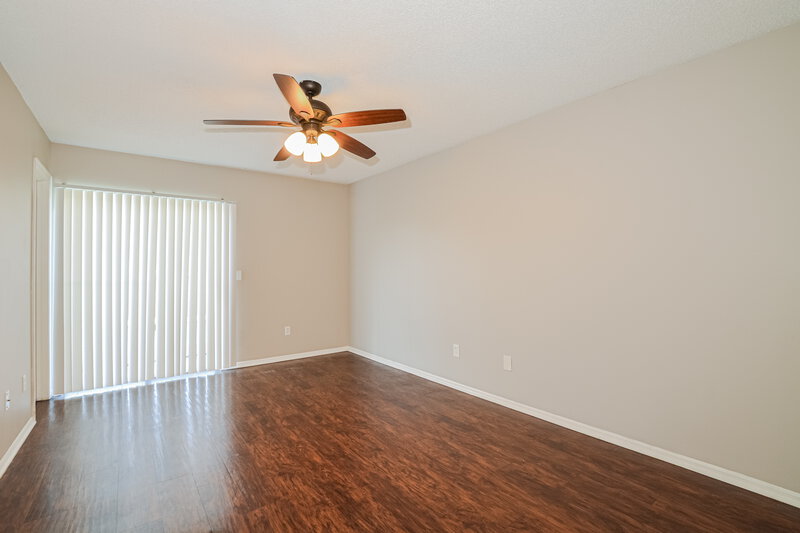 2,405/Mo, 105 Rock Springs Ct Kissimmee, FL 34743 Main Bedroom View 2