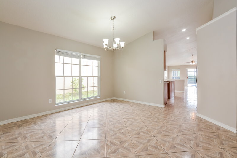 2,670/Mo, 1933 WESTPOINTE CIR Orlando, FL 32835 Dining Room View