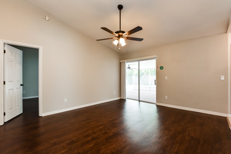 3,170/Mo, 622 Queensbridge Drive Lake Mary, FL 32746 Living Room View 2