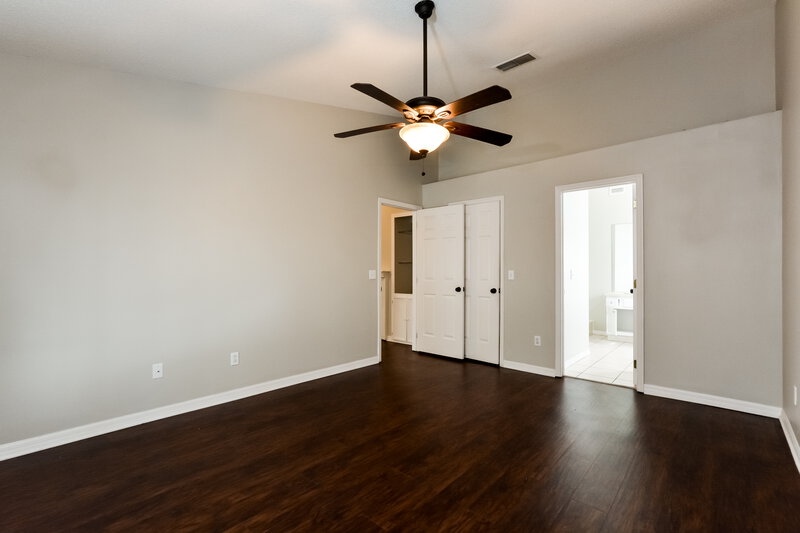 3,170/Mo, 622 Queensbridge Drive Lake Mary, FL 32746 Main Bedroom View 2