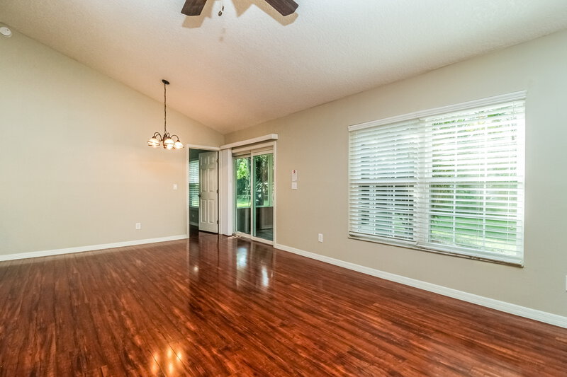 3,090/Mo, 1215 Creek Woods Circle Saint Cloud, FL 34772 Living Room View 3