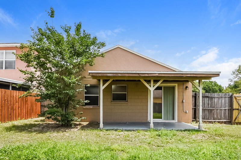 2,150/Mo, 178 Dovetail Ct Apopka, FL 32703 Rear View