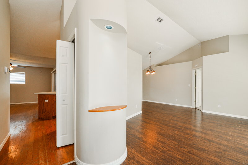 2,080/Mo, 4803 Jeanette Ct Saint Cloud, FL 34771 Living Room View 2