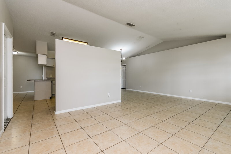 2,275/Mo, 115 Pine Top Ln Kissimmee, FL 34758 Misc View