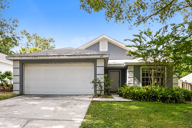 2,185/Mo, 325 Bay St Apopka, FL 32712 External View