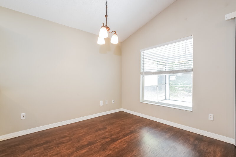 2,185/Mo, 325 Bay St Apopka, FL 32712 Dining Room View
