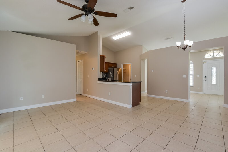 2,465/Mo, 1306 Silverthorn Dr Orlando, FL 32825 Bonus Room View