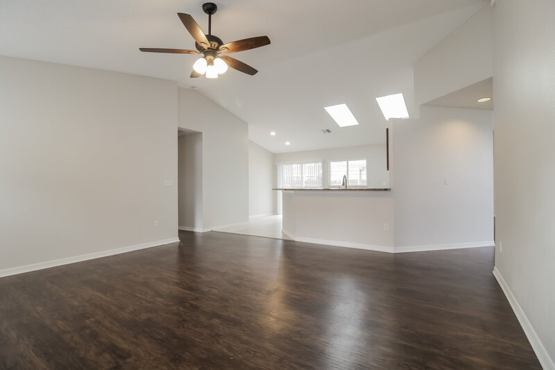 2,895/Mo, 2833 Picadilly Cir Kissimmee, FL 34747 Living Room View 4
