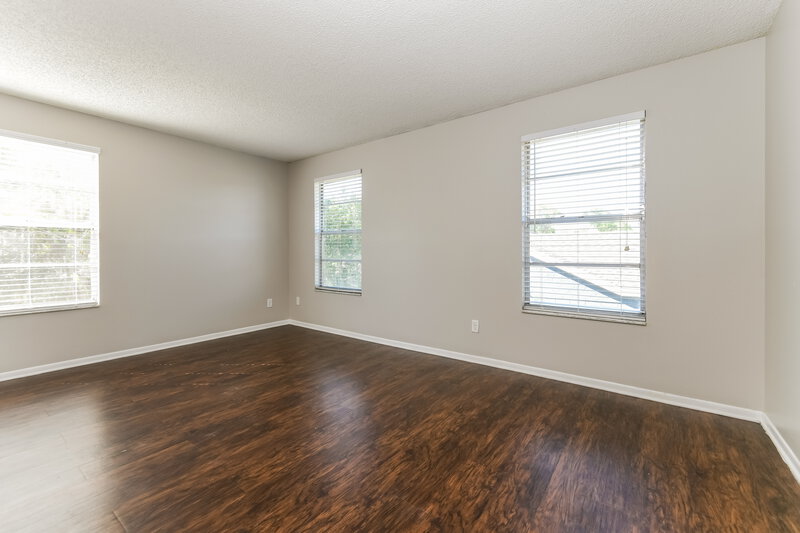 2,420/Mo, 7663 Sapphire Ln Orlando, FL 32822 Main Bedroom View 2