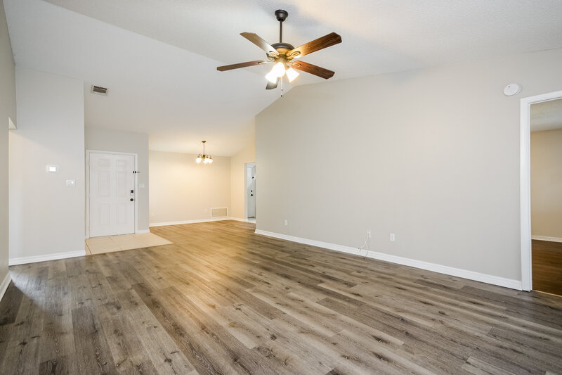 2,365/Mo, 1125 Covington St Oviedo, FL 32765 Living Room View 2