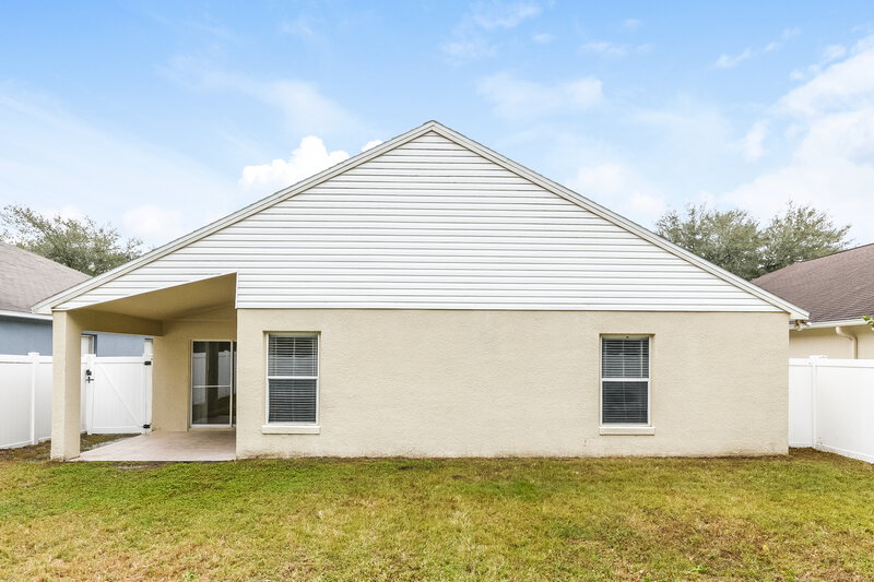 2,350/Mo, 1824 Palmetto Pine Ln Orlando, FL 32826 Rear View