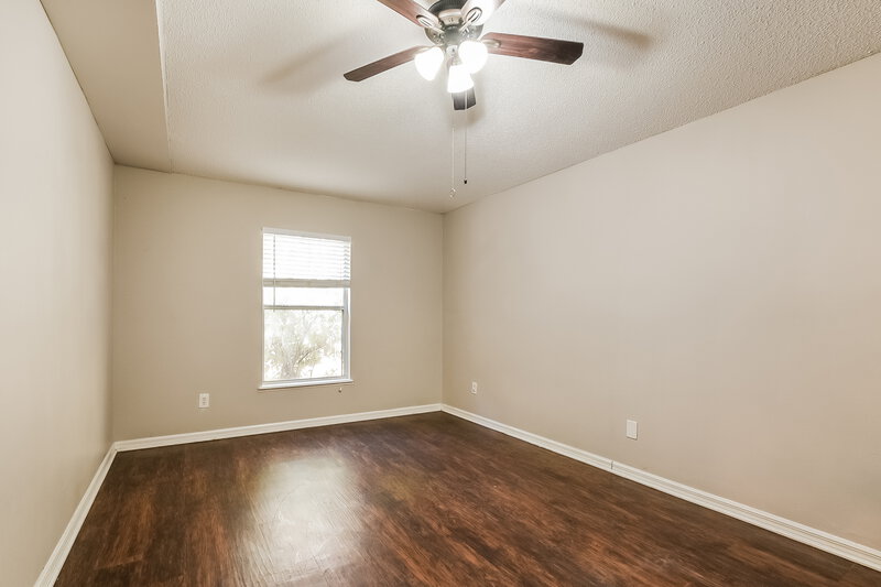 2,175/Mo, 14508 Lycastle Cir Orlando, FL 32826 Main Bedroom View 2