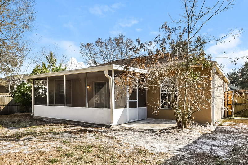 2,175/Mo, 14508 Lycastle Cir Orlando, FL 32826 Rear View 2