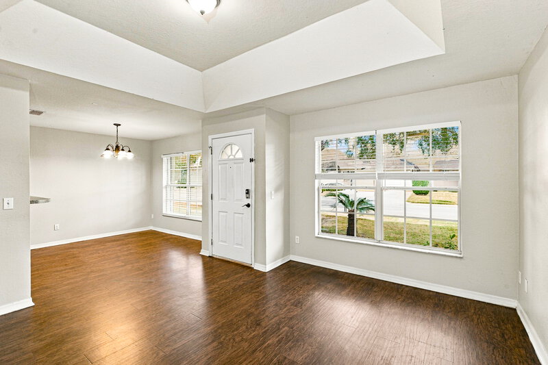 1,885/Mo, 205 Madalyn Ct Auburndale, FL 33823 Living Room View 2