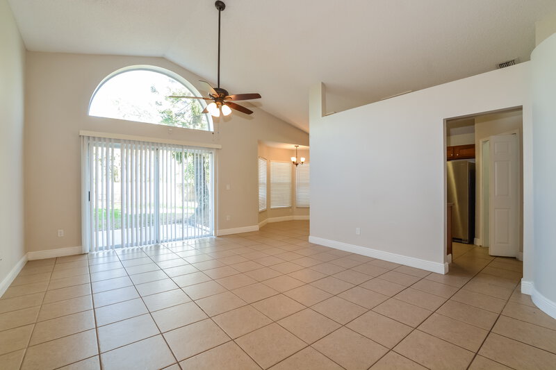 2,335/Mo, 1634 Sand Key Cir Oviedo, FL 32765 Living Room View