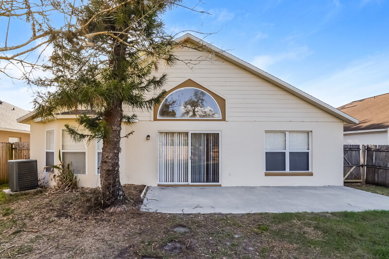 2,335/Mo, 1634 Sand Key Cir Oviedo, FL 32765 Rear View