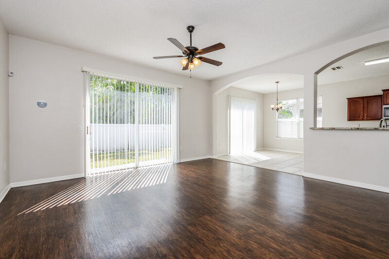 2,165/Mo, 2091 The Oaks Blvd Kissimmee, FL 34746 Living Room View