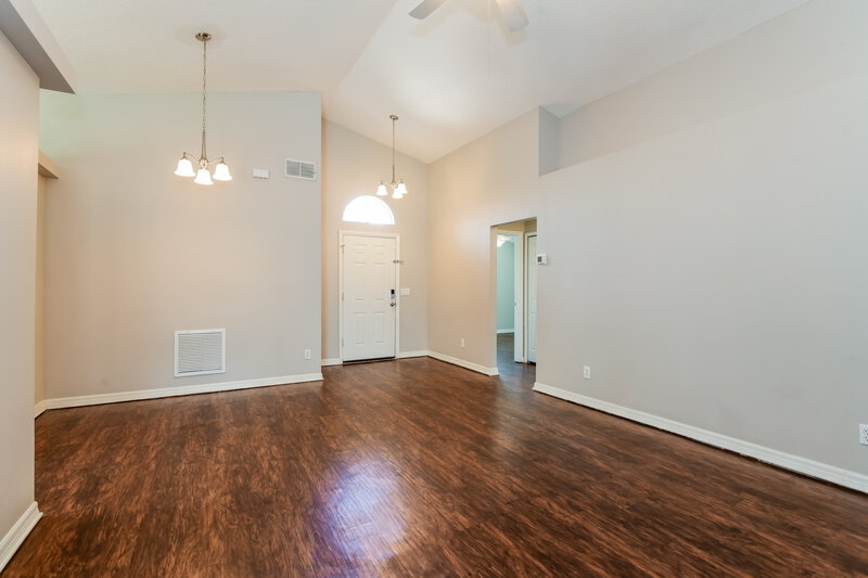 2,170/Mo, 2763 Eagle Ridge Loop Kissimmee, FL 34746 Living Room View 2