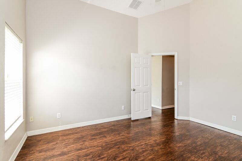 2,170/Mo, 2763 Eagle Ridge Loop Kissimmee, FL 34746 Main Bedroom View 2