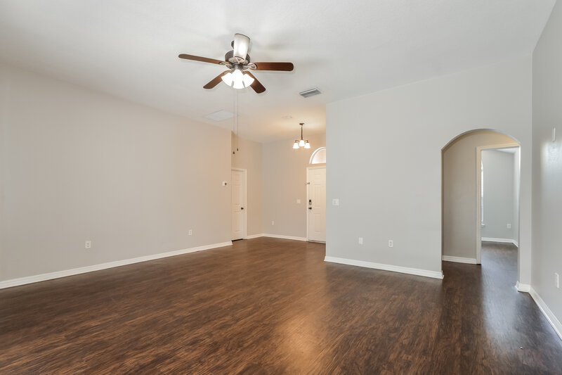 2,565/Mo, 2415 Pine Chase Circle Saint Cloud, FL 34769 Living Room View