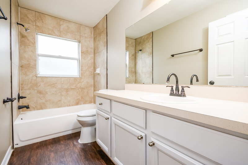 3,480/Mo, 2428 Timothy Ln Kissimmee, FL 34743 Bathroom View