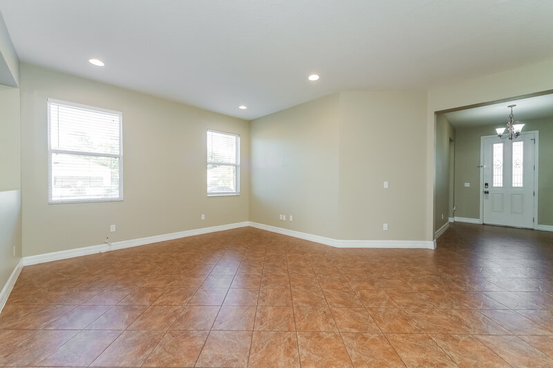 2,310/Mo, 1454 Blackwater Pond Dr Orlando, FL 32828 Living Room View