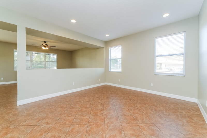 2,310/Mo, 1454 Blackwater Pond Dr Orlando, FL 32828 Dining Room View 3