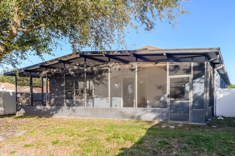 2,310/Mo, 1454 Blackwater Pond Dr Orlando, FL 32828 Rear View