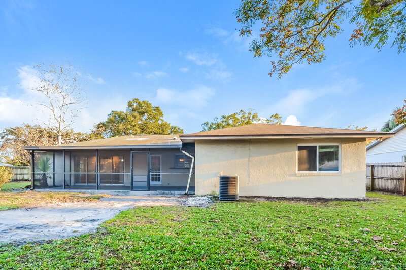 2,445/Mo, 818 Big Buck Cir Winter Springs, FL 32708 Rear View