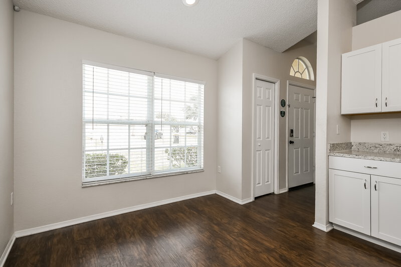 1,960/Mo, 195 Lake Thomas Dr Winter Haven, FL 33880 Breakfast Nook View
