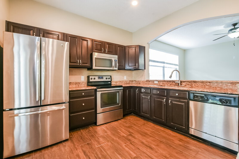 0/Mo, 12720 Woodbury Glen Dr Orlando, FL 32828 Kitchen View
