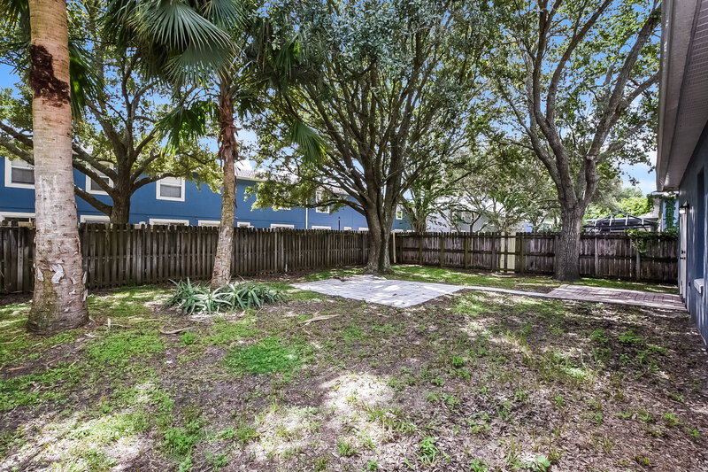 0/Mo, 12720 Woodbury Glen Dr Orlando, FL 32828 Rear View 2