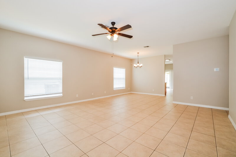 2,435/Mo, 2146 Victoria Falls Dr Orlando, FL 32824 Living Room View