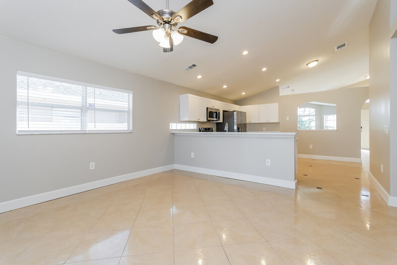 2,250/Mo, 3049 Rob Way Kissimmee, FL 34743 Living Room View 2