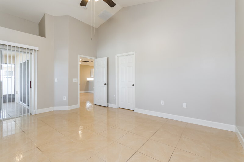 2,250/Mo, 3049 Rob Way Kissimmee, FL 34743 Main Bedroom View 2