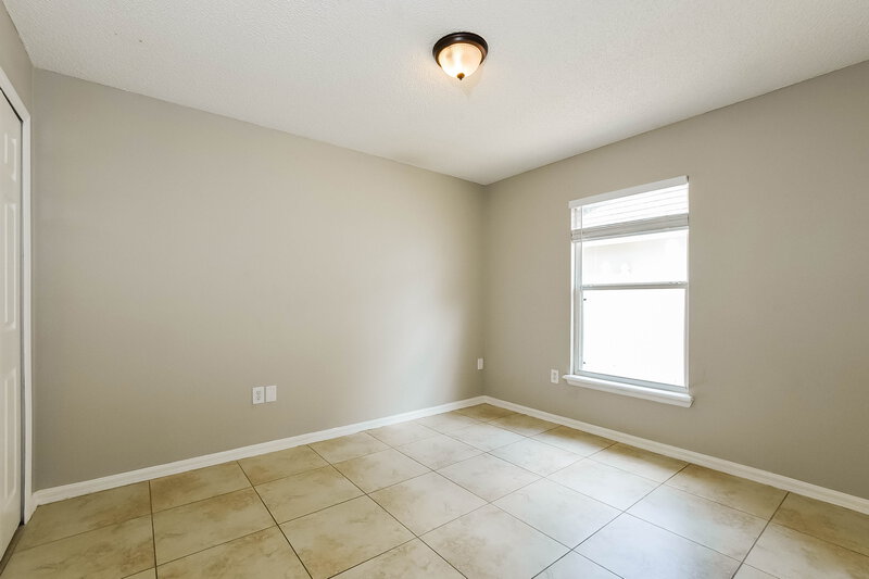 2,420/Mo, 17510 Silver Creek Ct Clermont, FL 34714 Bedroom View