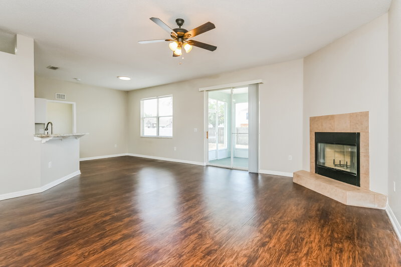 3,660/Mo, 6033 Live Oak Dr Winter Haven, FL 33880 Living Room View