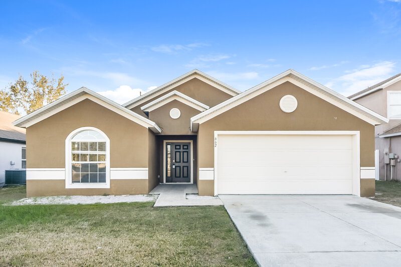 2,000/Mo, 662 Delancey Dr Davenport, FL 33837 External View