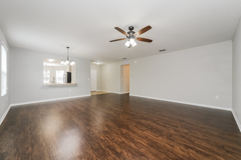 1,895/Mo, 1744 Wallace Manor Loop Winter Haven, FL 33880 Living Room View 3