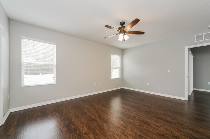 1,895/Mo, 1744 Wallace Manor Loop Winter Haven, FL 33880 Main Bedroom View 2