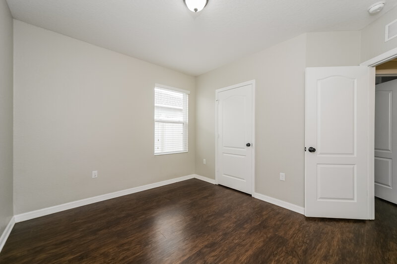 1,895/Mo, 1744 Wallace Manor Loop Winter Haven, FL 33880 Bedroom View 2