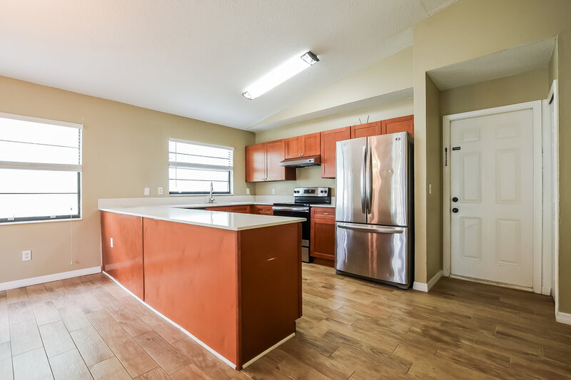 2,095/Mo, 1345 Bridlebrook Drive Casselberry, FL 32707 Kitchen View 2