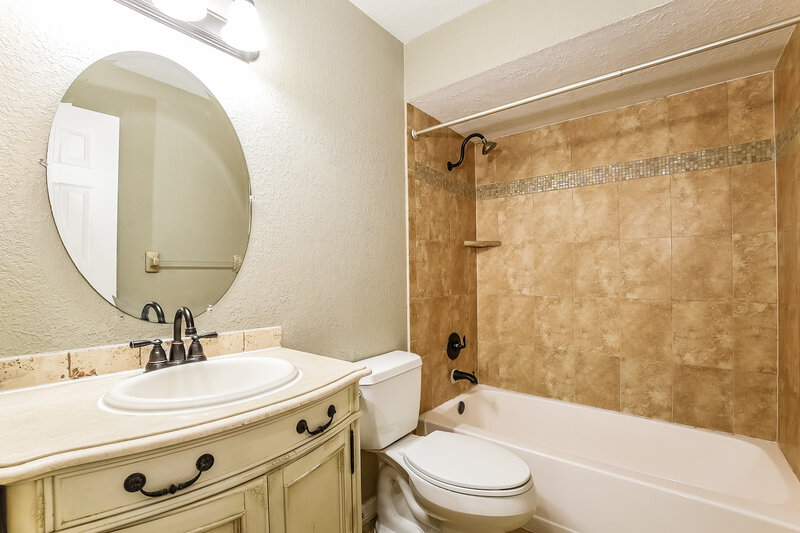 0/Mo, 1345 Bridlebrook Drive Casselberry, FL 32707 Bathroom View