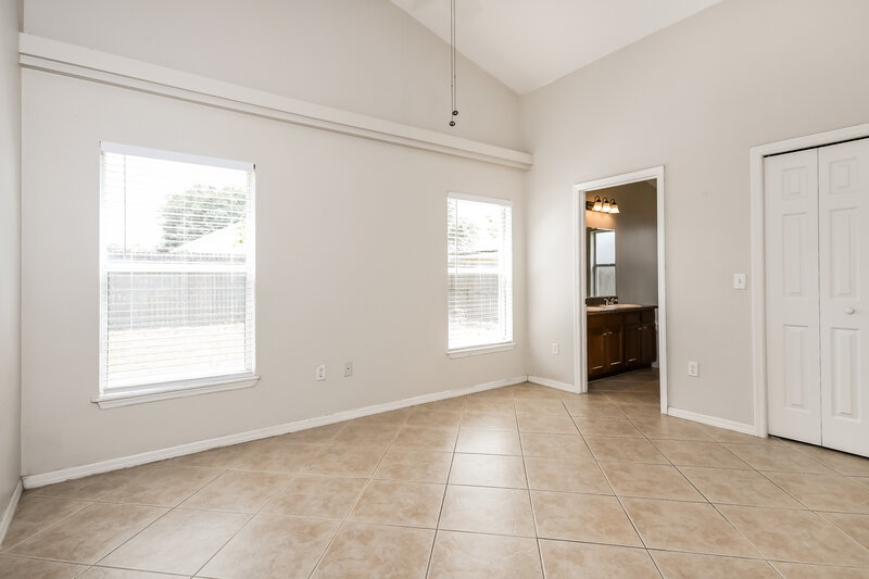 2,400/Mo, 10832 Rushwood Way Clermont, FL 34714 Main Bedroom View