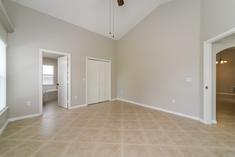 2,170/Mo, 10832 Rushwood Way Clermont, FL 34714 Main Bedroom View 2