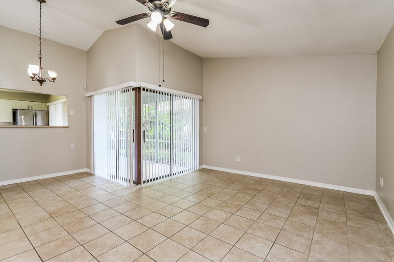 2,140/Mo, 11389 Darlington Dr Orlando, FL 32837 Living Room View